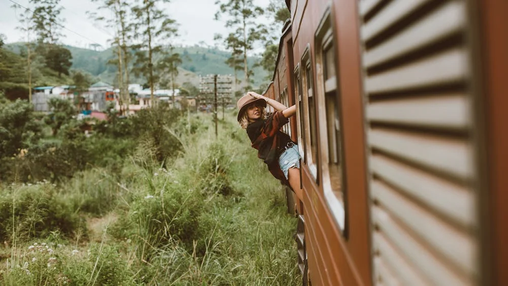 Nanu-Oya-to-Ella-Train