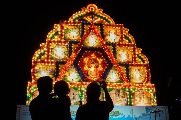 People watch Vesak pand